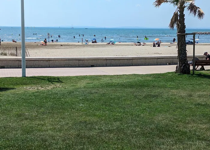 Sol-Y-Days Baroncelli, Appartement Renove Avec Vue Laterale Sur Mer Et Proche Du Centre Ville